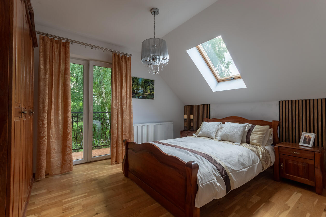 Int-Master Bedroom