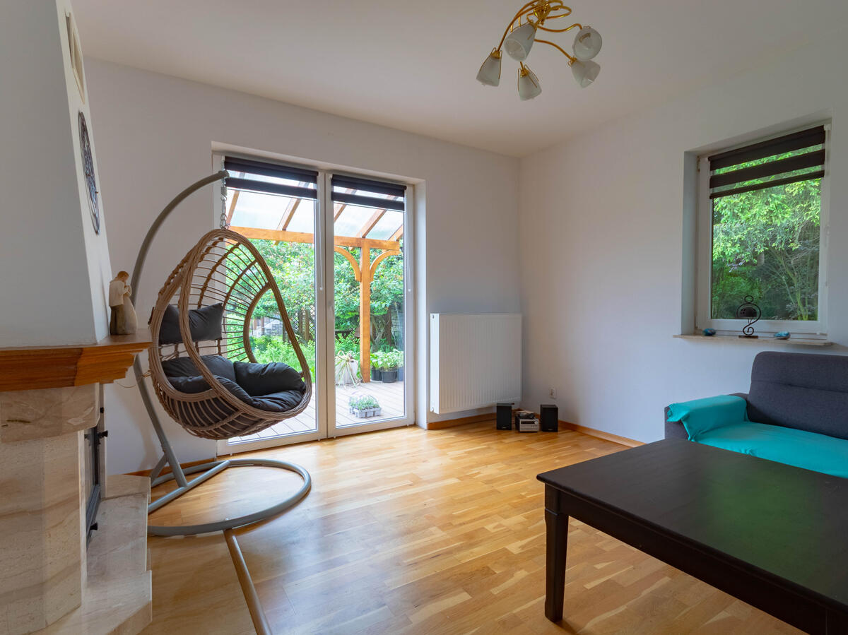 Int-Sitting Room